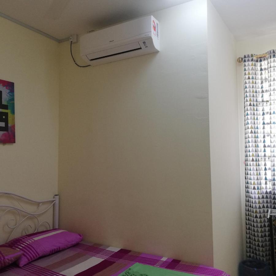Neesa Homestay Bukit Gambang-Muslim Buitenkant foto